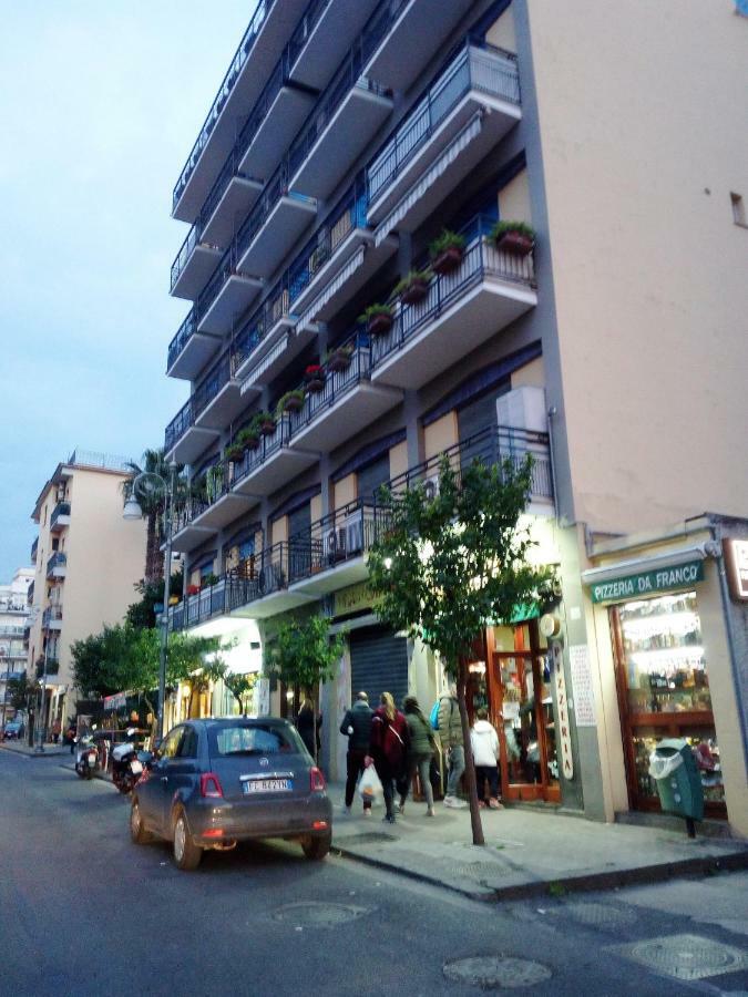 Bluedream Apartament Sorrento Buitenkant foto